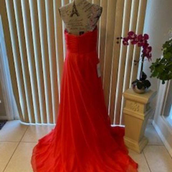 *Sale* Coral Chiffon One Shoulder Embellished Formal Evening Gown Size 10 - Picture 5 of 8
